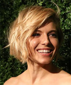 Tousled And Choppy Bob Hair Style With Loose Waves