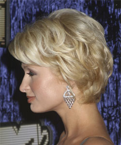 Paris Hilton with short wavy style - Side view September 2007